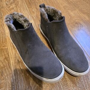 Women's Toms Grey Suede Fur Shoes